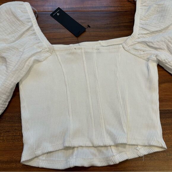 Lulus white crop long sleeve top NWT - Picture 3 of 4